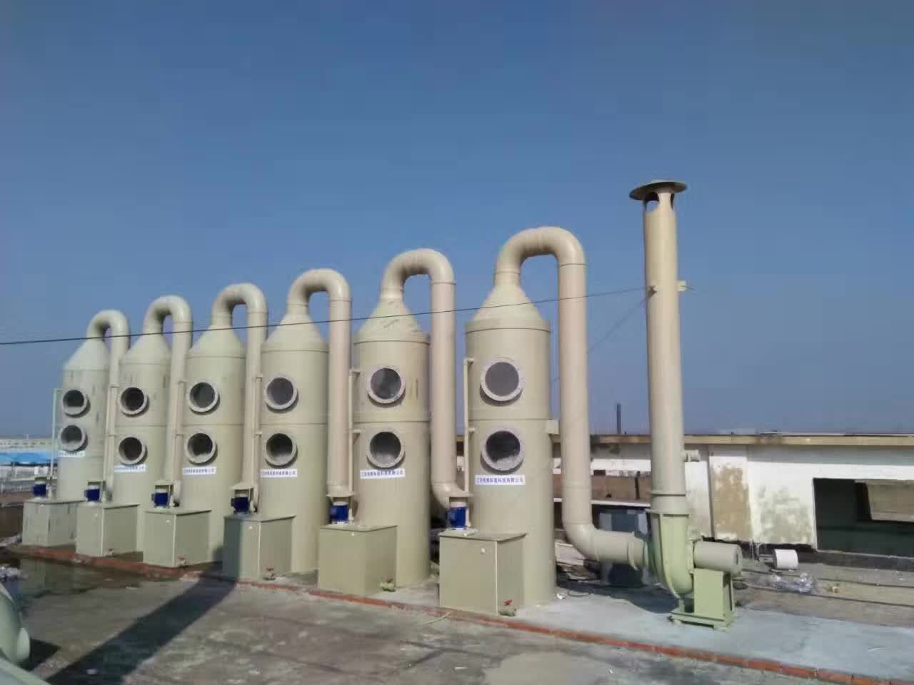 Spray absorption tower